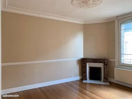 appartement 3 pièces 80 m²