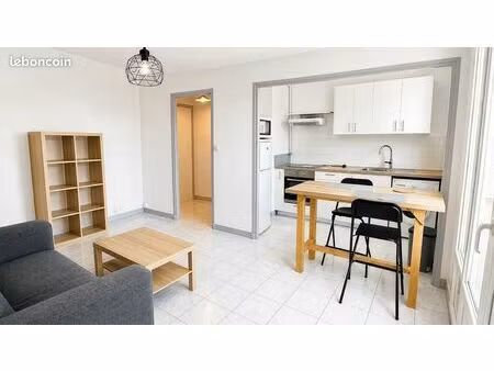 grenoble vallier t3 meublé 2 chambres balcon proche tram chauffage inclus