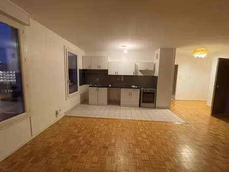 a louer grand t3 de 72m²