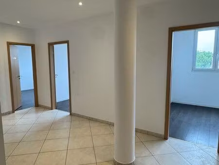 rare à thionville - appartement de 127 m² totalement rénové - coup de cœur assuré