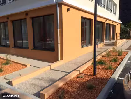 bureaux 8 m²