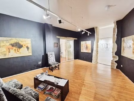 espace commercial unique au coeur de béziers
