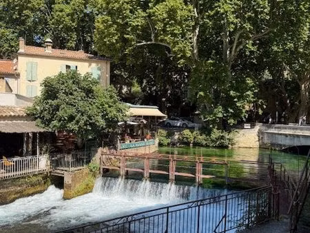 a vendre ! superbe local commercial de 48 m² en bord de sorgues à fontaine de vaucluse