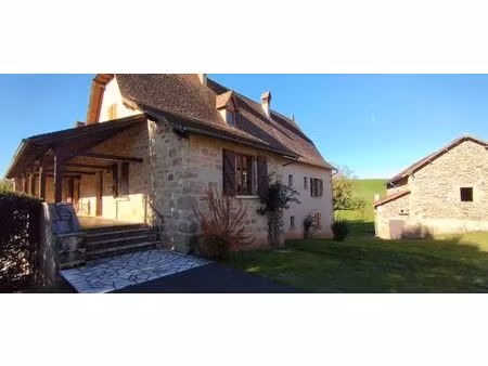 propriété d'exception 1 5 ha avec ruisseau