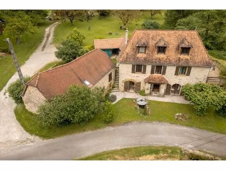 à vendre - moulin à eau de charme du xvie siècle en corrèze  cadre exceptionnel et potenti