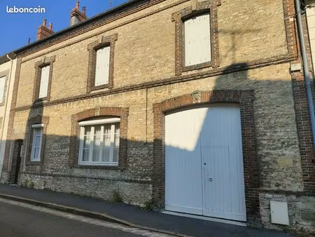 maison de ville 6 pièces 105 m²