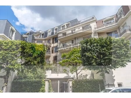 a louer en non-meublé - duplex - 3 piéces avec terrasse - quartier chedal anglay