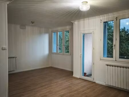 t3 lumineux proche grenoble 62m2