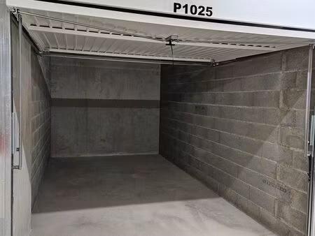 garages fermés – résidence sécurisée centre-ville de gex