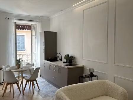 t2 meublé 40m² – 400m de la gare de grenoble