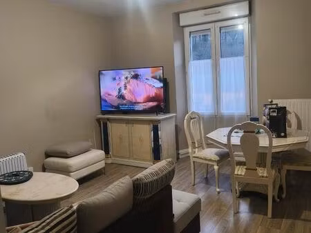 appartement t3 70 mètres carrés
