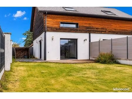 maison mitoyenne triplex avec jardin