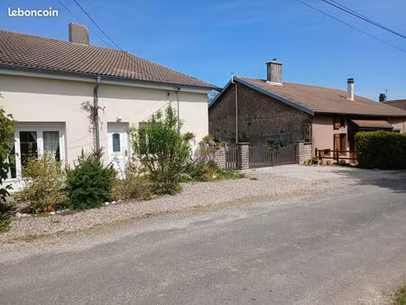 maison d'habitation et son gîte rural