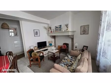 maison de charme rénovée avec goût à salies de béarn