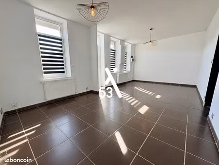 maison 3 pièces 100 m²