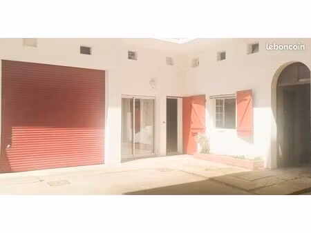 appartement type 3 rénové avec garage quartier du lac