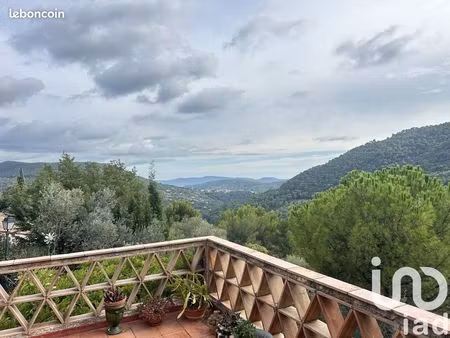 maison 7 pièces 180 m²
