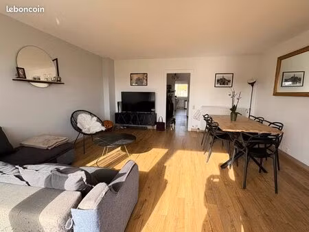 appartement • 3 pièces • 83 m2 • coubertin