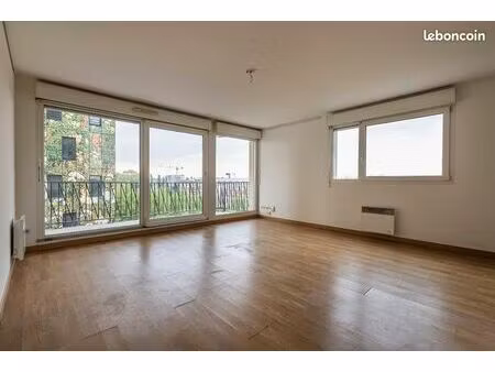 appartement 3 pièces 69 m²