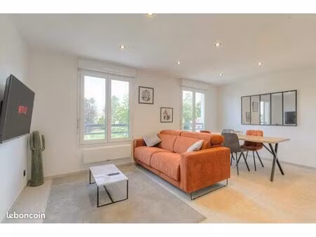 apparemment 45m2 meublé
