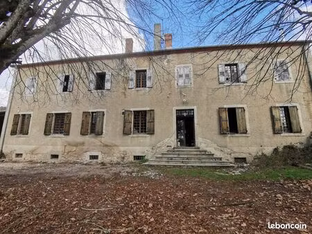 propriété à fort potentiel sur 2 2ha de terrain constructible – chaumont-le-bourg