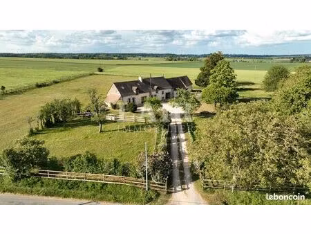 longère 6 pièces 147 m²