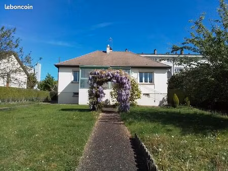 pavillon 5 pièces  107 m2 dans ville de sées