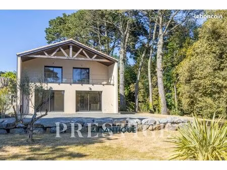 villa 5 pièces 120 m²