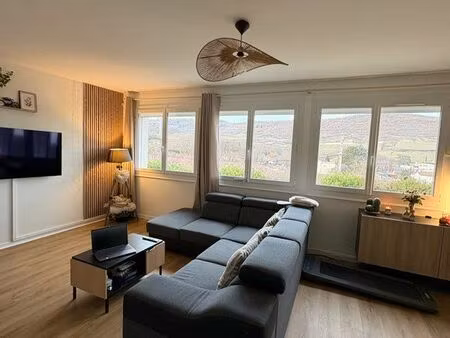 belle appartement 90m2 + 2 places de parking