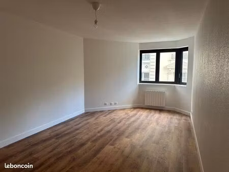 appartement 1 pièce 33 m²