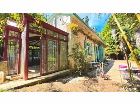 maison 6 pièces 175 m²