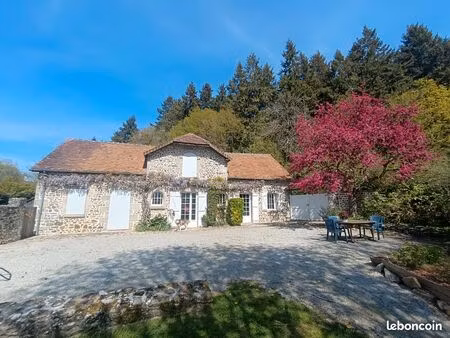 maison saint-nicolas-des-bois