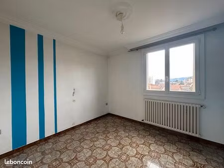 appartement 4 pièces 64 m²