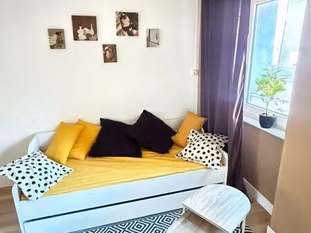 studio meublé et bien équipé