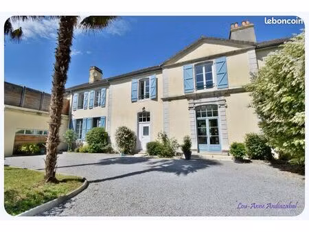 propriété 6 pièces 156 m²