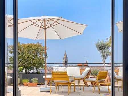 appartement t5 – 110 m² – dernier étage – terrasses – parking