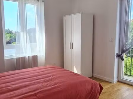 t2 meublé 28 m² immeuble rénové
