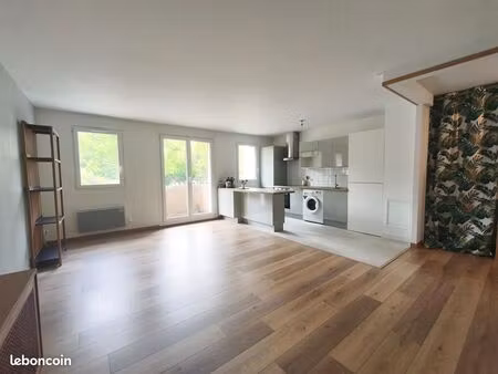 appartement 3 pièces 63 m²