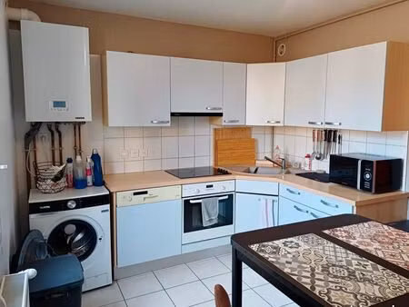rare très bel f4 au coeur du quartier village de magny