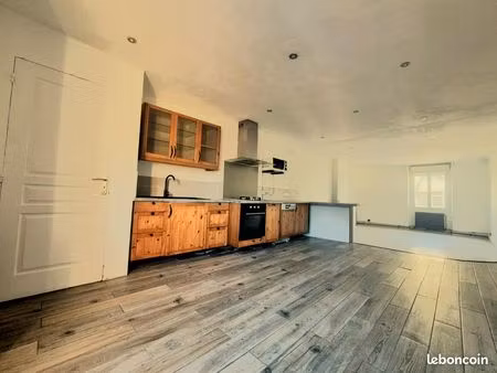 appartement a louer de 83 m2