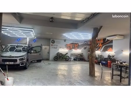 local commercial