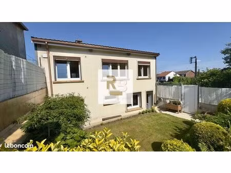 maison 6 pièces 80 m²