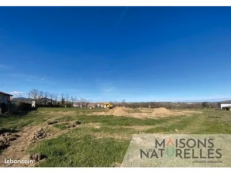 terrain 981 m² estreelles