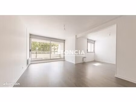 appartement t3 78 m² avec terrasse  garage et cave