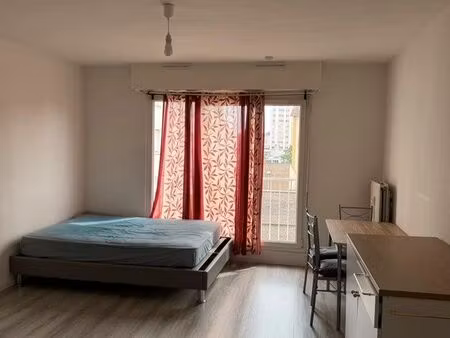 studio meublé avec parking