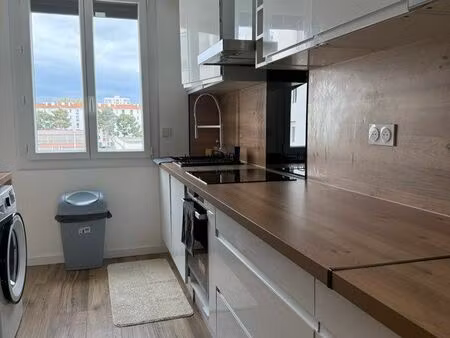 appartement f3 / moulin à vent / rénové entièrement
