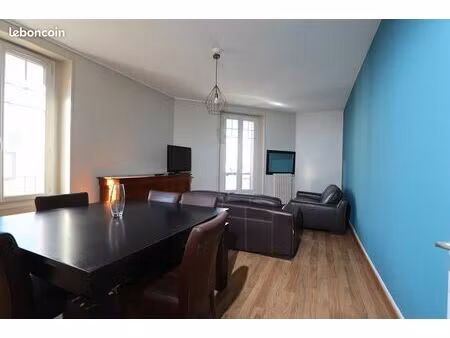 appartement 68m²  2 chambres