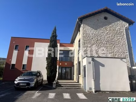 bureaux 280 m² bourgoin jallieu