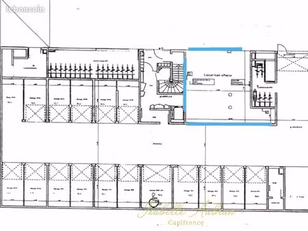 local commercial 73 m²