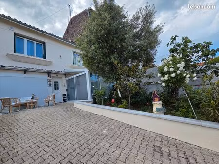 maison t6 115 m² lumineuse  entièrement rénovée + 10 m² véranda – dépendances  jardin – ch